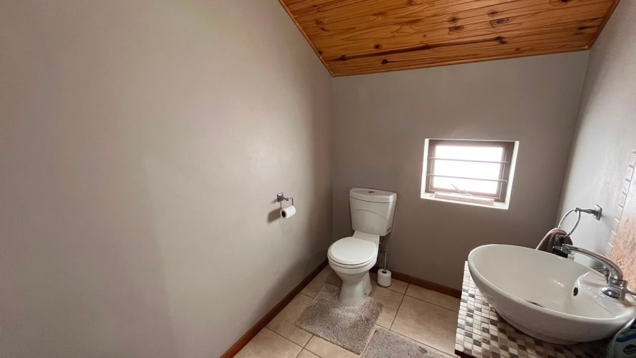 4 Bedroom Property for Sale in Kleinmond Western Cape